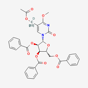 5-​(Acetyl-O-methyl-13C,d2)-​4-​O-​methyl-​uridine 2',​3',​5'-​Tribenzoate